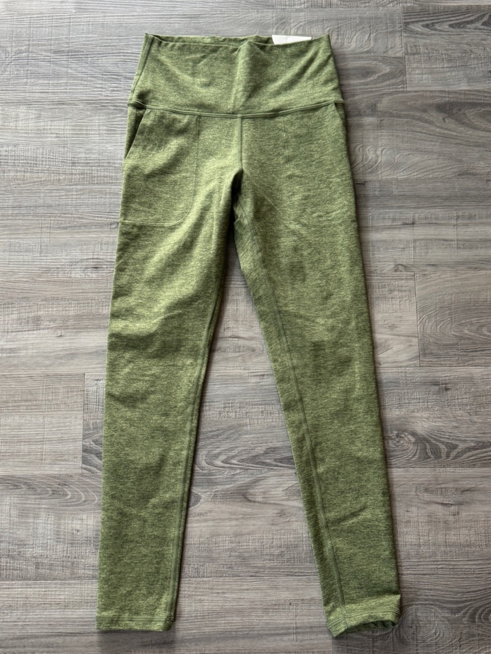 aerie Offline The Hugger leggings w/pockets